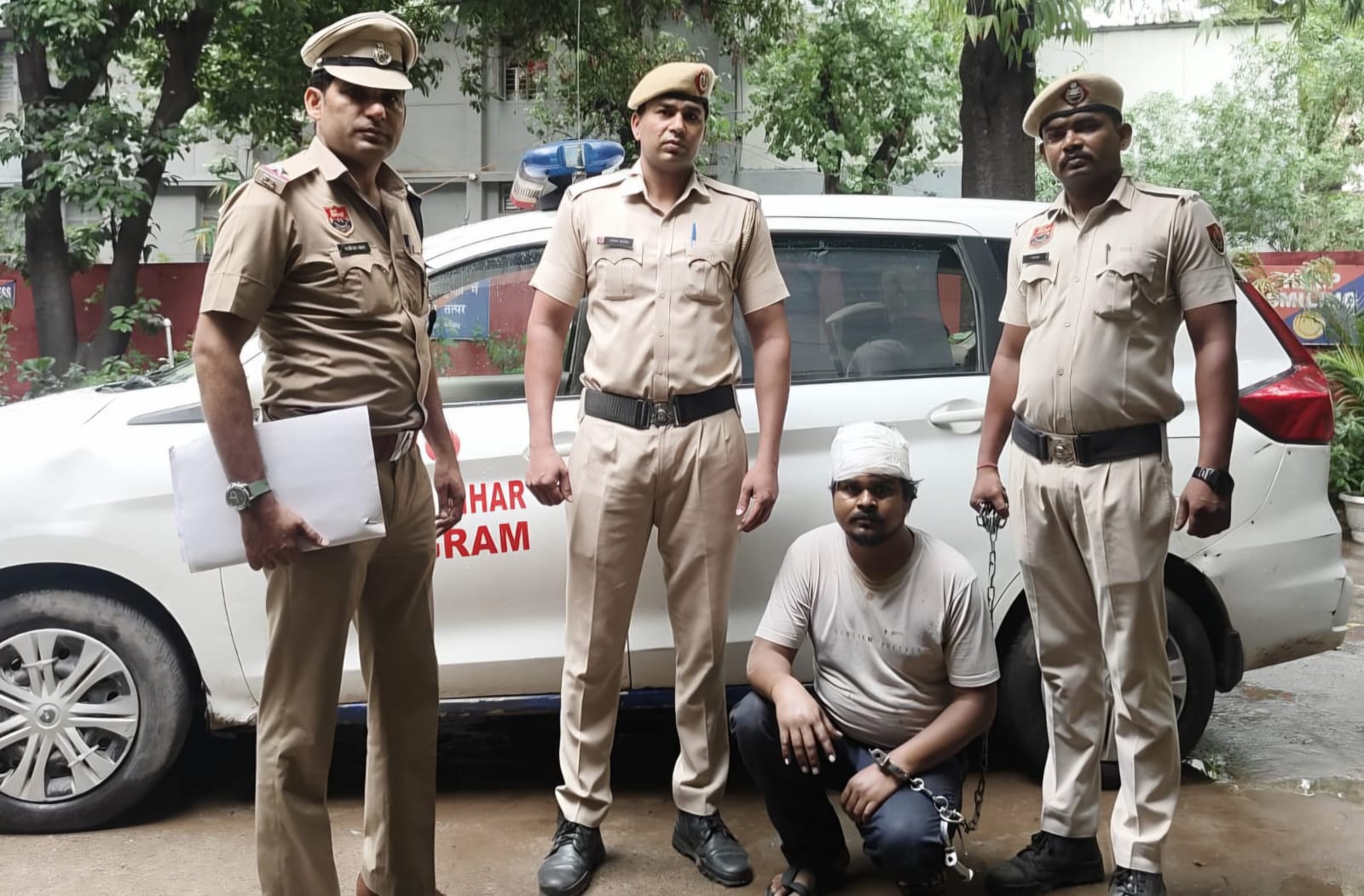 साइड देने के विवाद में ऑटो चालक की हत्या, टैक्सी चालक गिरफ्तार